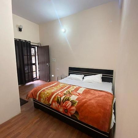 Chirag Homestay Kainchi Nainital Luaran gambar