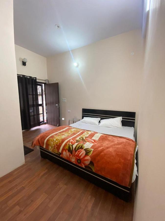 Chirag Homestay Kainchi Nainital Luaran gambar