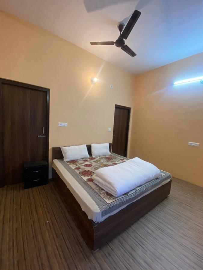 Chirag Homestay Kainchi Nainital Luaran gambar